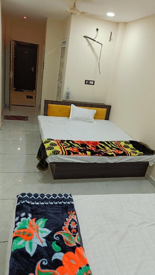 Hotel Shipra Inn อุจเจน ภายนอก รูปภาพ