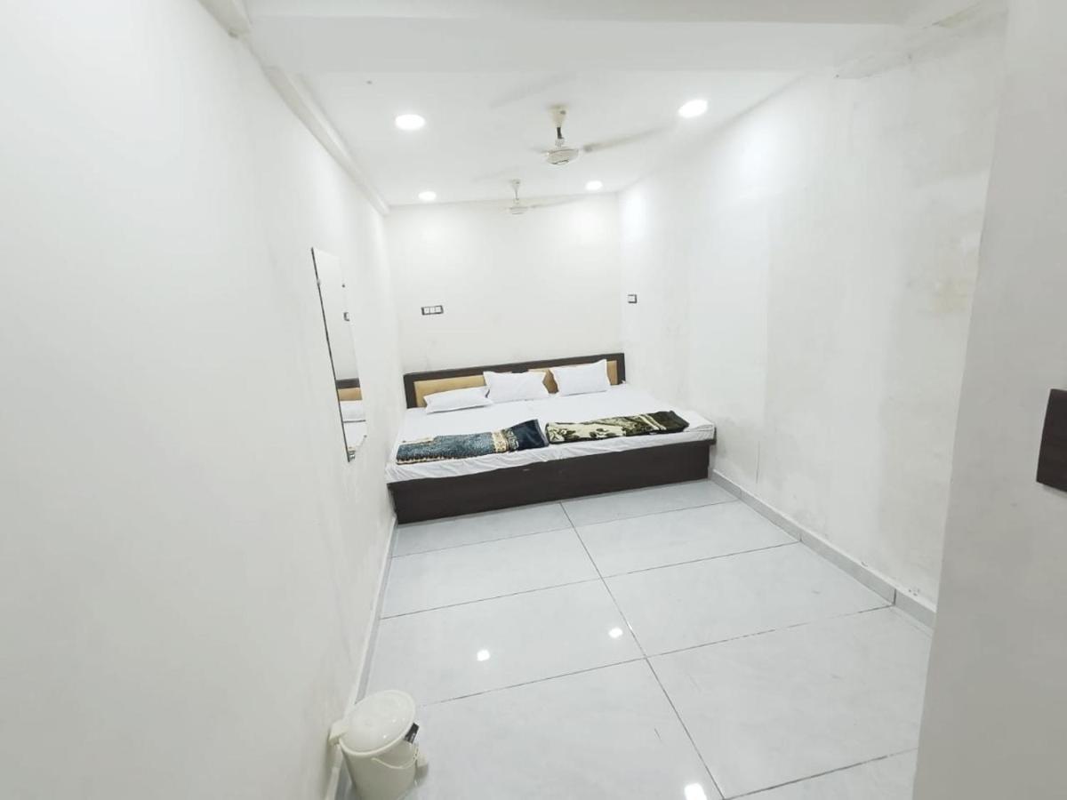 Hotel Shipra Inn อุจเจน ภายนอก รูปภาพ
