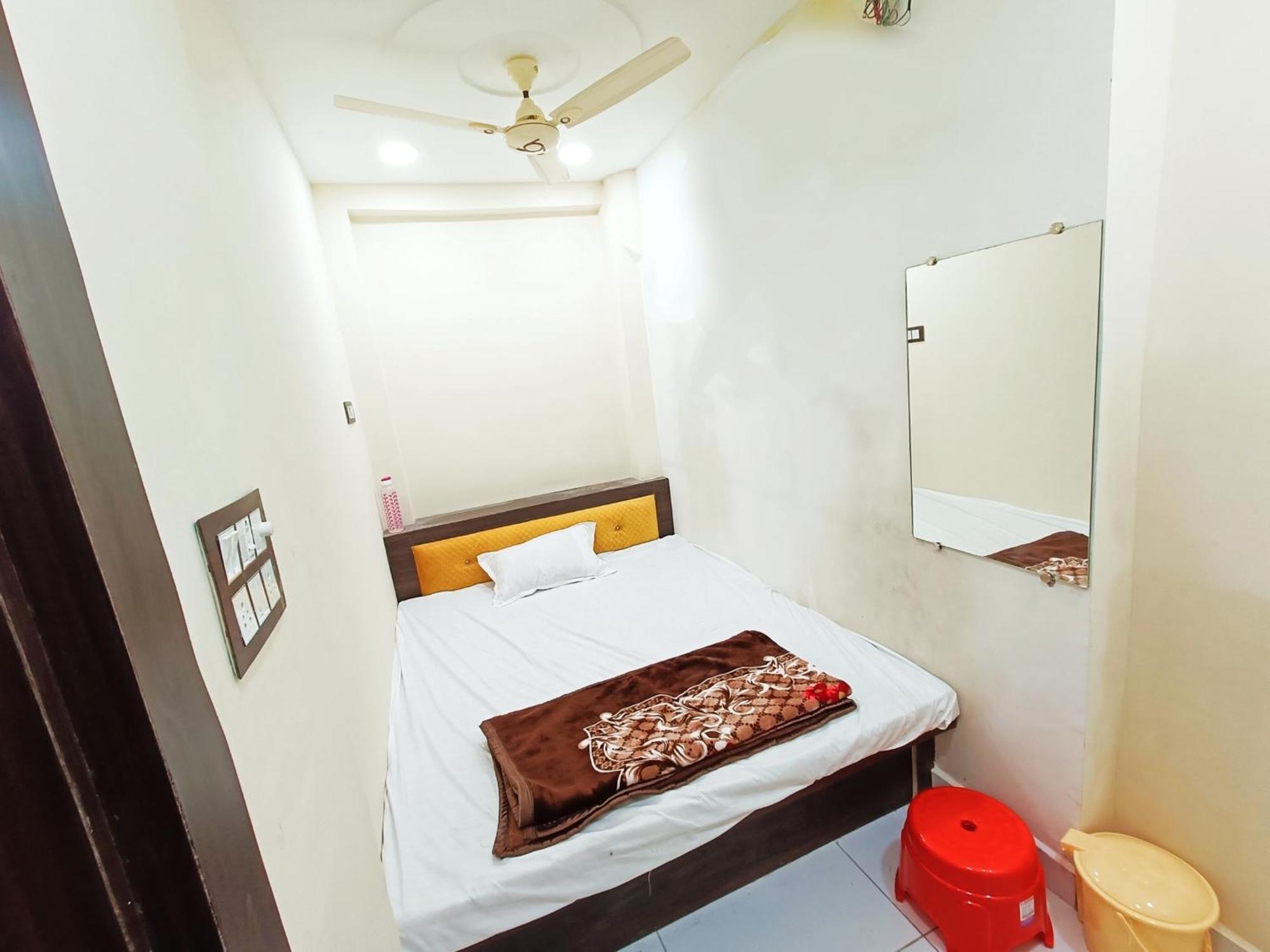 Hotel Shipra Inn อุจเจน ภายนอก รูปภาพ